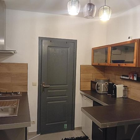 Studio Meuble 4Km Aeroport 沙勒罗瓦 外观 照片